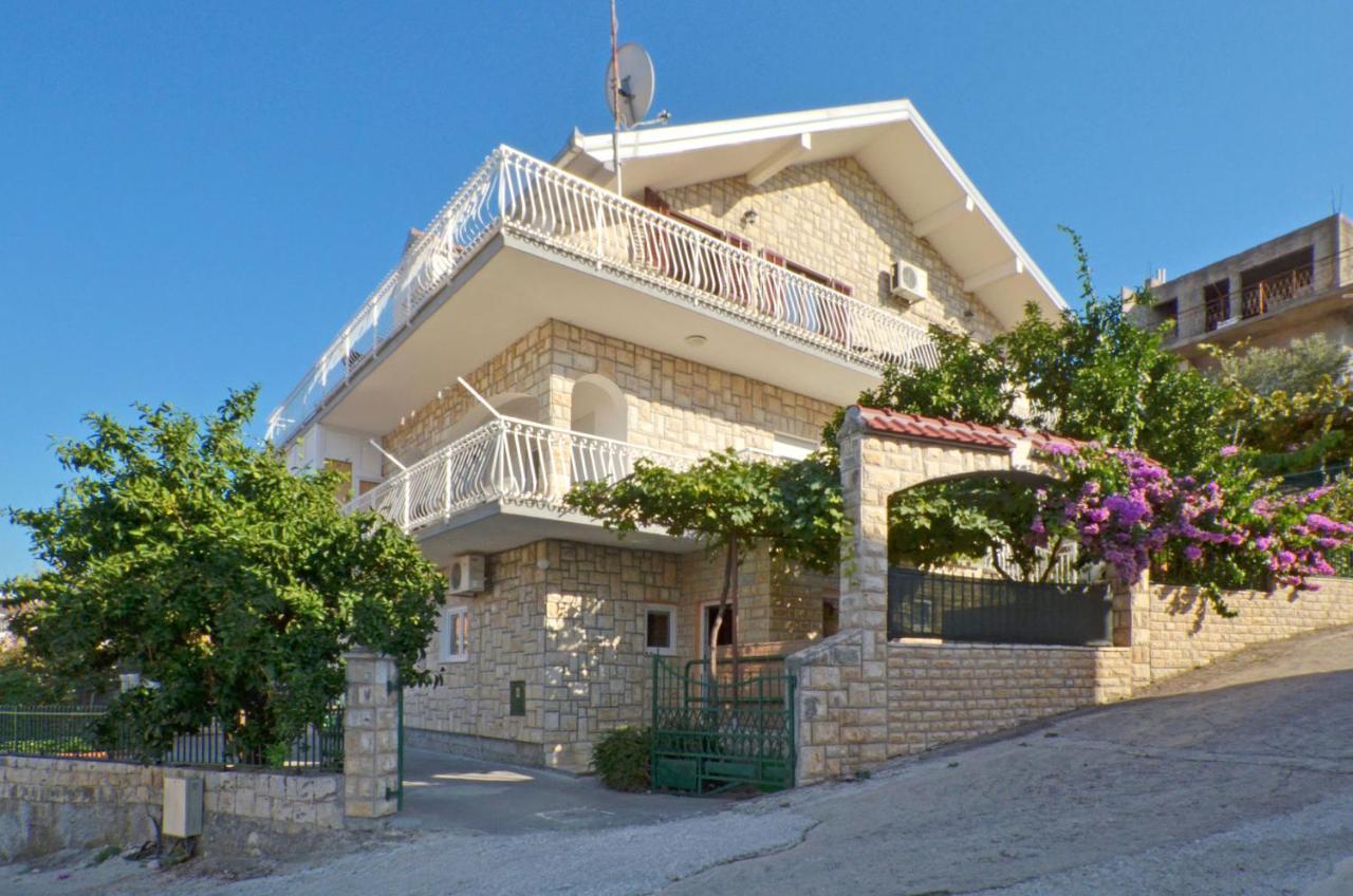Apartments Pitesa Trogir Exterior foto