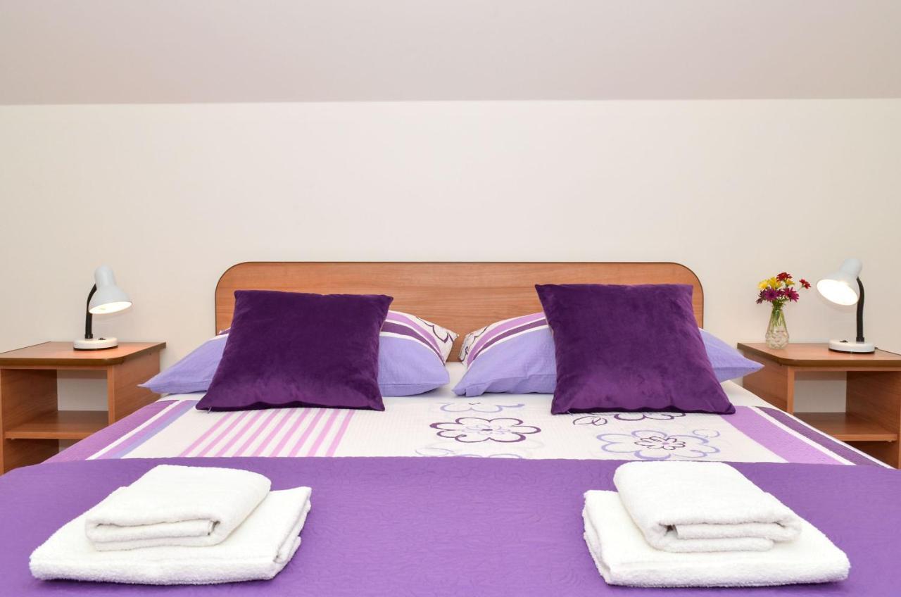 Apartments Pitesa Trogir Exterior foto