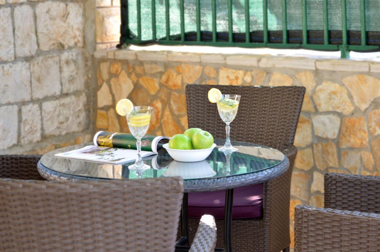 Apartments Pitesa Trogir Exterior foto