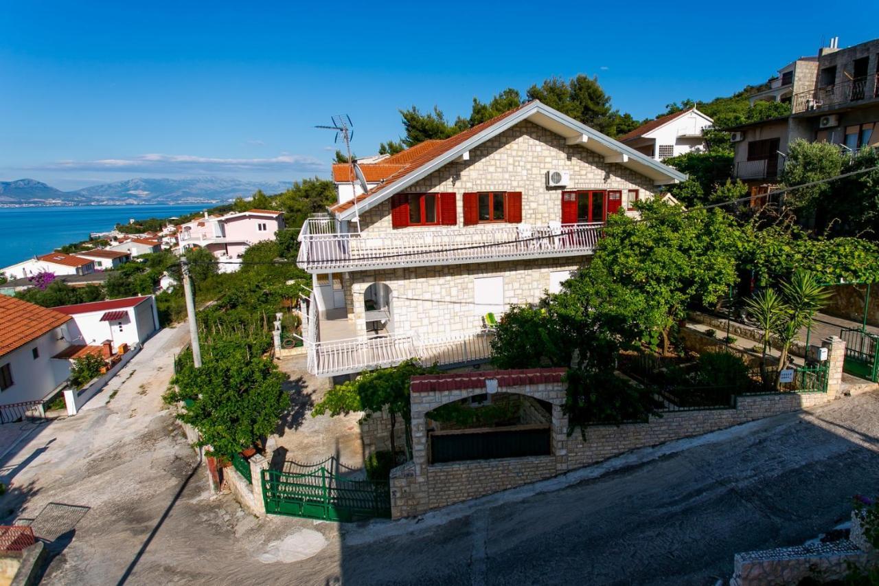 Apartments Pitesa Trogir Exterior foto